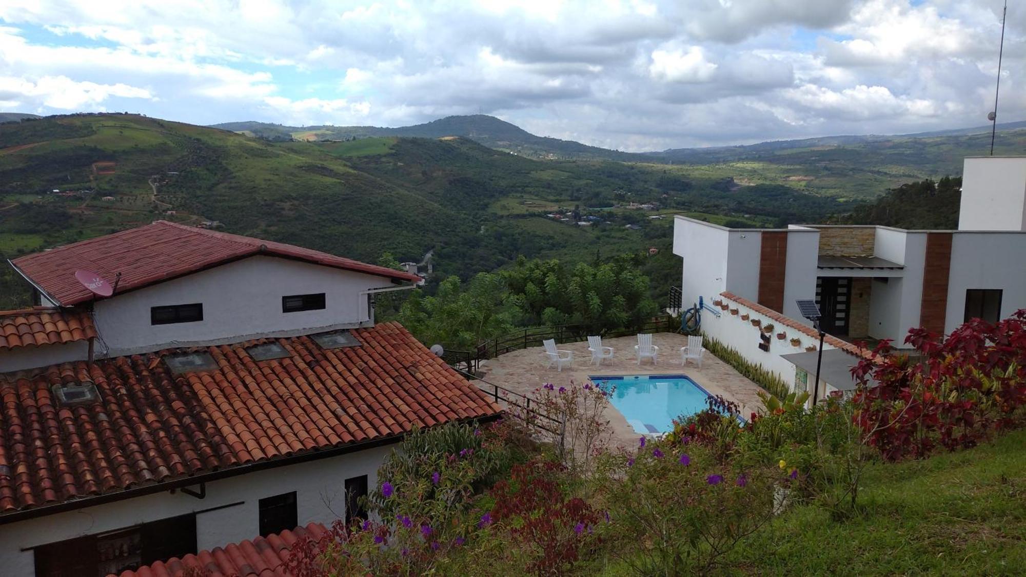 Casa Luna Hotel Campestre & Spa 圣希尔 外观 照片